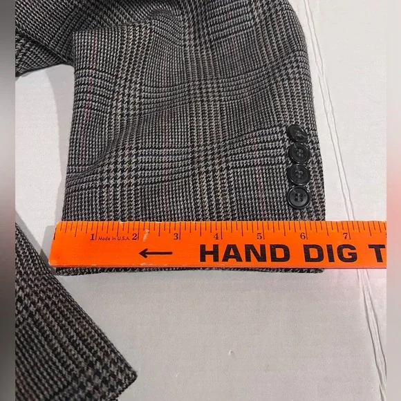 Tommy Hilfiger Classic Gray Plaid Men's Blazer, Sport Coat Jacket - Picture 13 of 16
